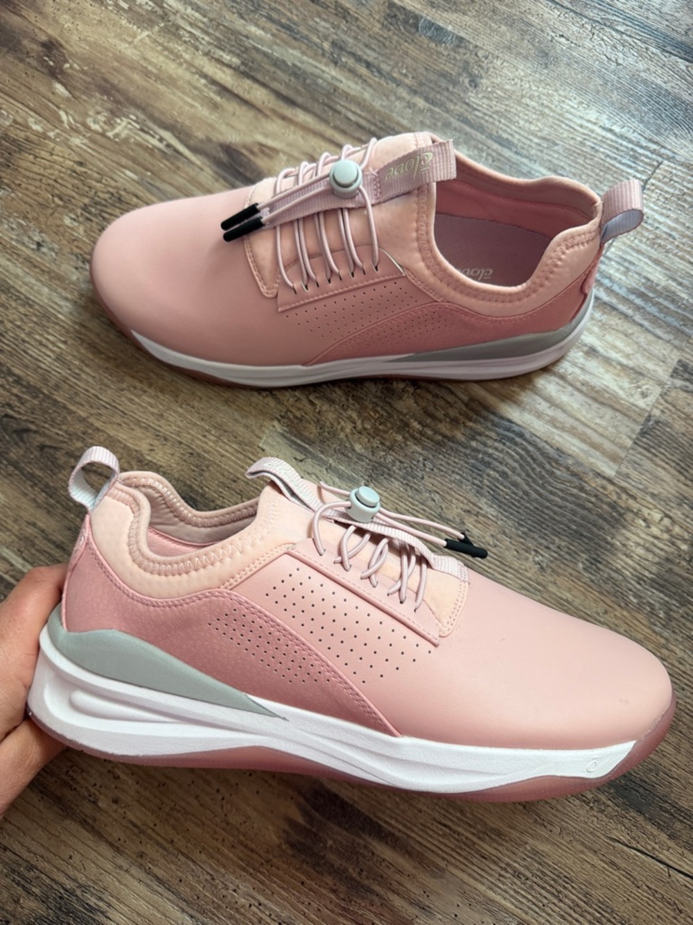 Women's Clove Limited Edition Classic Sneaker Pink Size 9.5